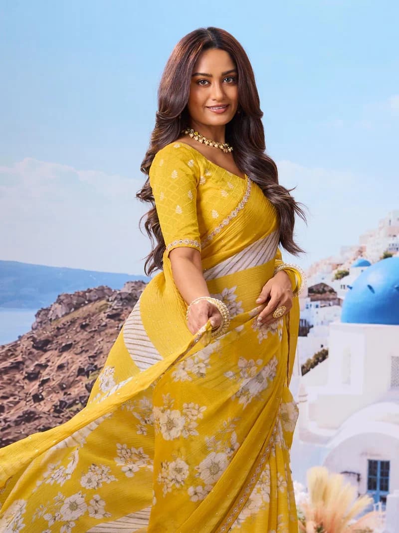 Laxmipati Yellow Silk Blend Floral Printed Saree 3