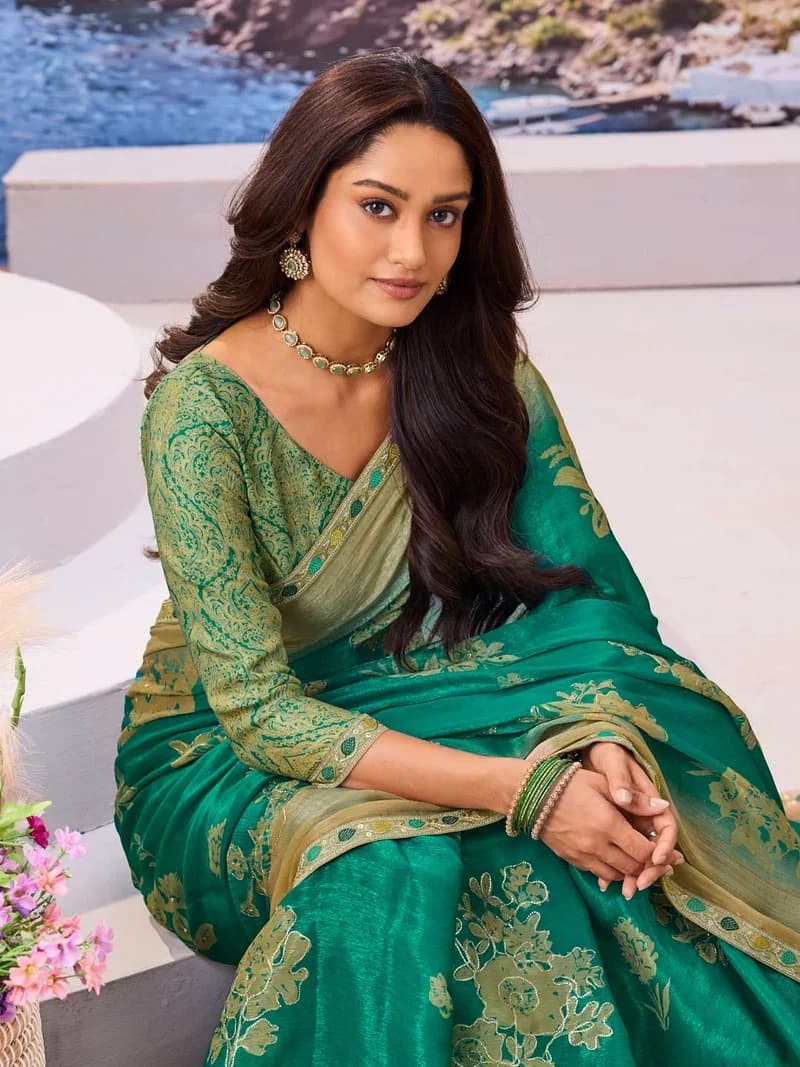 Laxmipati Green Silk Blend Floral Printed Saree 3
